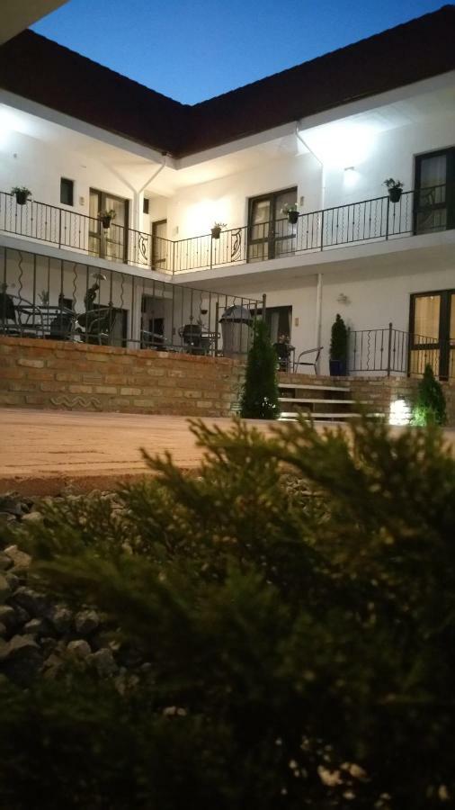 Sunny Border (Adults Only) Otel Vama Veche Dış mekan fotoğraf