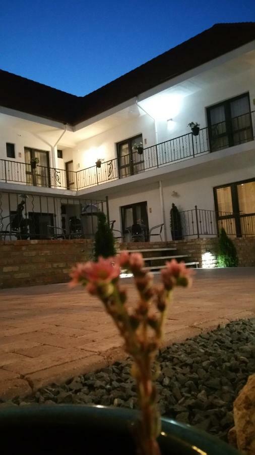Sunny Border (Adults Only) Otel Vama Veche Dış mekan fotoğraf